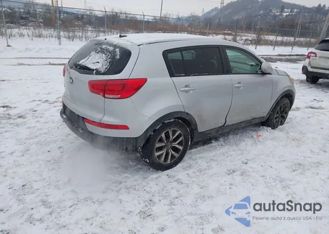 2016 Kia Sportage Lx z USA, uszkodzony, nr VIN KNDPBCAC5G7857788